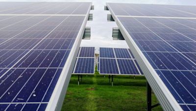 First Solar Sees Strong Growth From Data Center Demand But Faces Policy Uncertainties: Analysts Opine On Q2 Performance