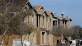 Housing pessimism spreads to homebuilders