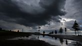 Wetter im Ticker - Ausnahmezustand in Brandenburg: Unwetter lässt Keller volllaufen und Bäume umknicken