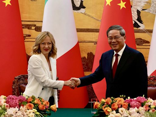 Italy PM Meloni vows to 'relaunch' ties with China