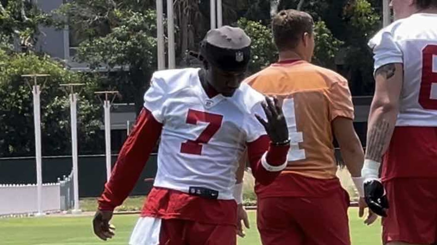 Observations From Offense and Defense On Day 2 of Buccaneers Rookie Minicamp