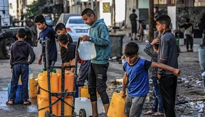 Los hospitales de Gaza acuñan un nuevo término: niño herido sin familia sobreviviente