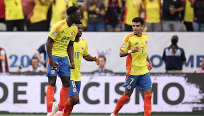 El hermoso gesto de Dávinson Sánchez para Jhon Lucumí, tras hacer gol con Colombia