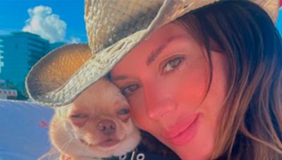 Las vacaciones de Karina Jelinek en Miami: su aliento a la Scaloneta, noches de fiesta y relax en la playa