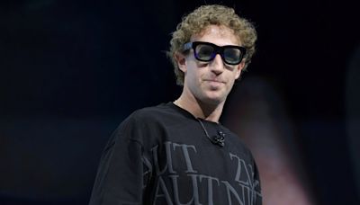 Meta CEO Zuckerberg's shirt puts him in company of Roman emperors