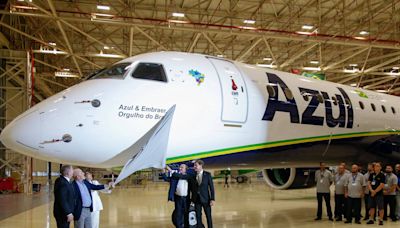 Embraer avalia projeto para lançar jato e enfrentar Boeing e Airbus, diz jornal; empresa nega