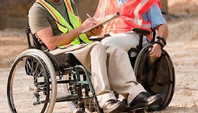A 6 años de la Ley de Inclusión Laboral, informe revela cuántos trabajadores con discapacidad tienen las empresas en el país - La Tercera