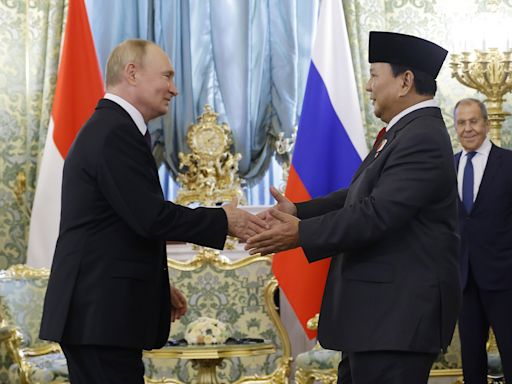 Putin destaca el desarrollo de los lazos con Indonesia al recibir a su presidente electo
