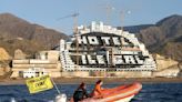 La Justicia acoge este viernes la vista oral contra 28 radicales climáticos de Greenpeace acusados de "daños" en el hotel del Algarrobico - LA GACETA