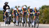 Lidl-Trek win opening Vuelta Femenina stage despite crash