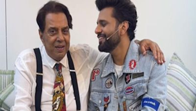 Dharmendra croons his evergreen song ’Yeh Dil Tum Bin Kahin Lagta Nahin’ with Rahul Vaidya