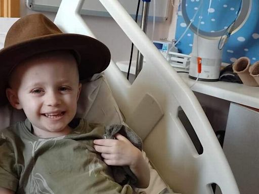 Top 40 single mission to support Somerset boy, 5, with cancer