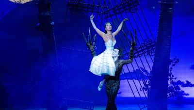 Matthew Bourne's EDWARD SCISSORHANDS is Headed to Cinemas This Year