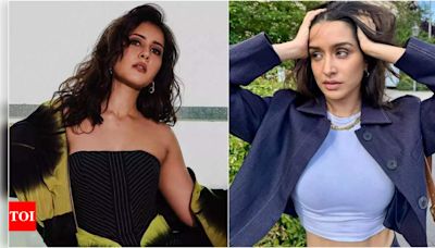 Raashii Khanna spots Shraddha Kapoor on paparazzi's phone cover at Mumbai airport | Hindi Movie News - Times of India