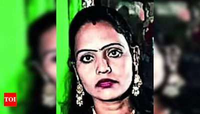 Woman dead after killer smashes her head with stone | Jaipur News - Times of India