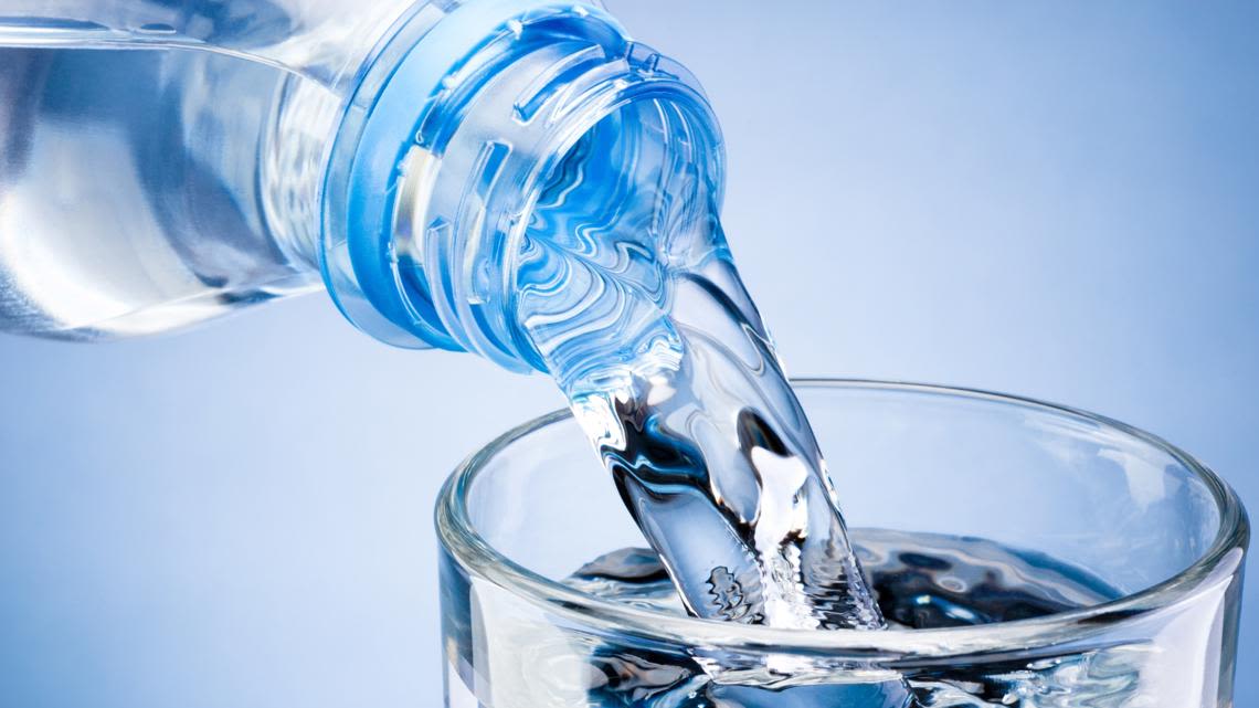 How much water should you be drinking a day? Here's what experts say