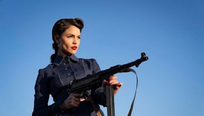 Eiza González se une a Henry Cavill en la nueva película de Guy Ritchie, ahora en cines