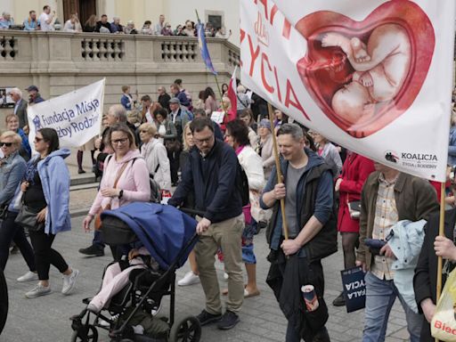 En Polonia, el Parlamento rechaza la despenalización de las ayudas al aborto