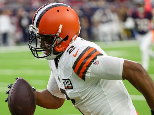 Reports: Browns guarantee Amari Cooper $20M for 2024