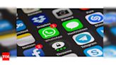 WhatsApp revamps bottom calling bar for iPhone users - Times of India