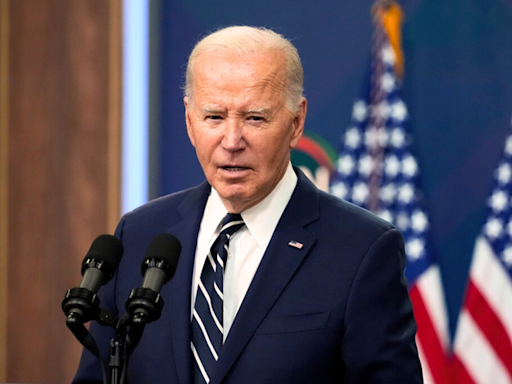 Biden alistaría decreto fronterizo tras elecciones en México