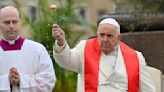 Rebounding Pope Francis marks Palm Sunday in Vatican square