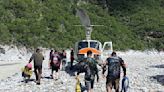 Rescatan a 16 personas en el Río Pilón de Nuevo León