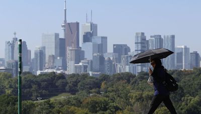 Toronto weather to top 30 C and feel more like 40 C next week. Here’s what’s in the forecast