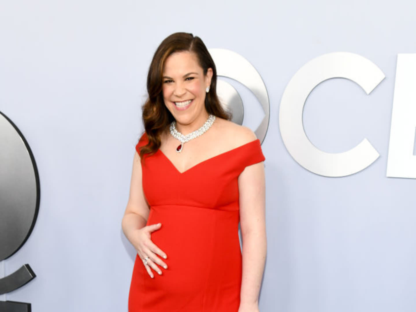 Red Carpet Fashion: Pregnant Celebrities' Baby Bump Photos