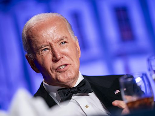 Biden dice que la economía va bien pero los votantes no lo ven en su ticket de la compra