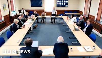 'You will not speak': Video shows Isle of Wight councillors clash