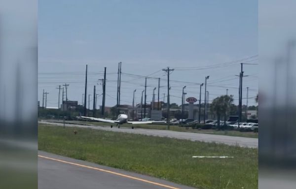 WATCH: Plane makes landing on Highway 501 in Carolina Forest area