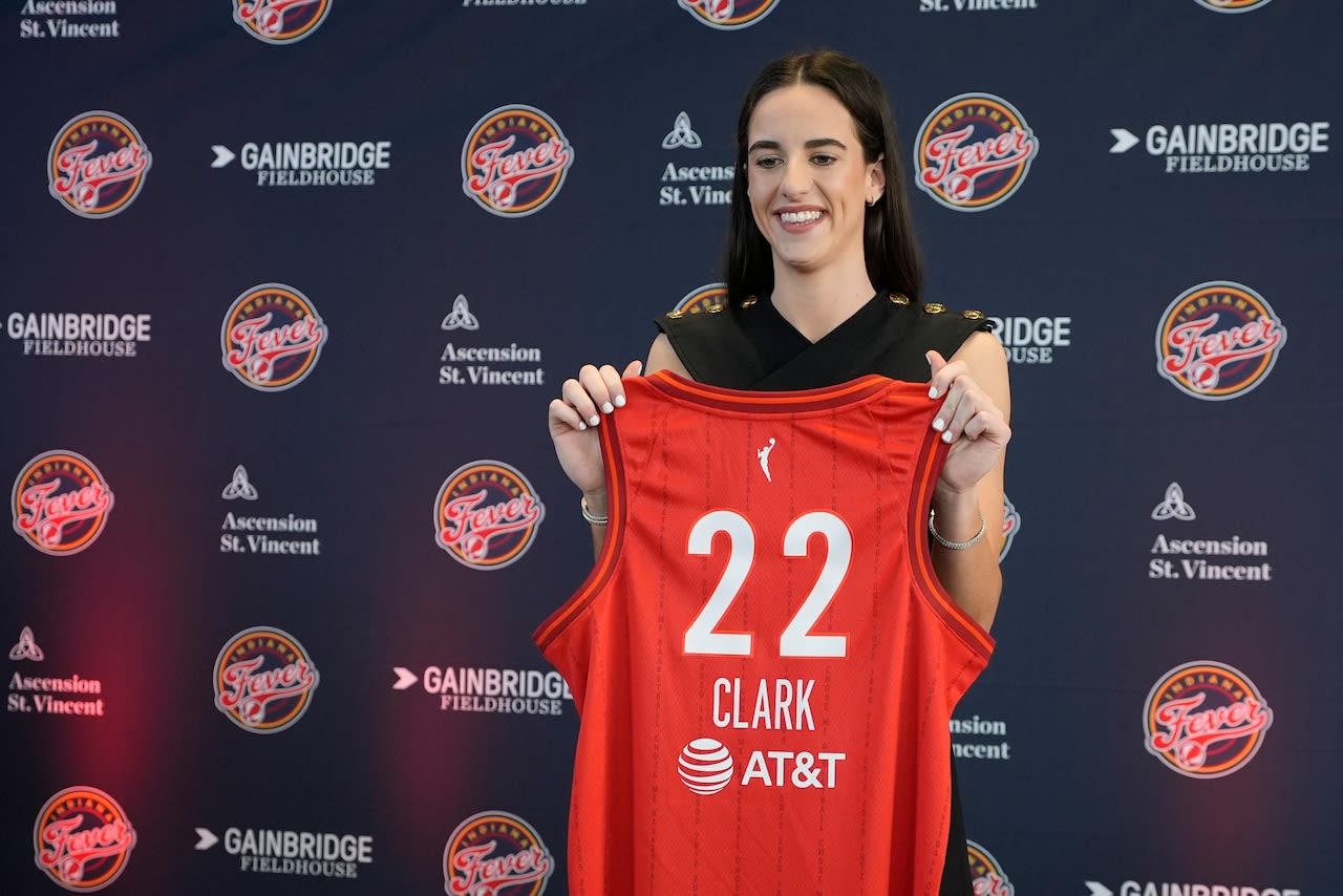 Sonny Vaccaro Says Caitlin Clark Deserved Michael Jordan-Type Nike Deal