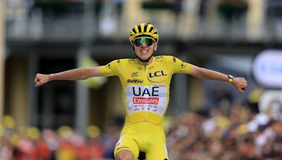 Tadej Pogacar gana en el alto de Pla d'Adet y refuerza su liderato en el Tour de Francia