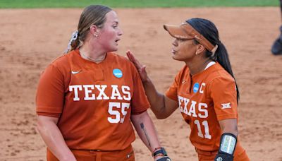 As expected, Texas and Texas A&M softball delivers big hits, drama and fireworks | Bohls