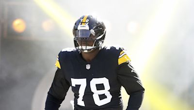 Steelers guard James Daniels had a funny response to becoming first NFL player to wear a Guardian Cap in a game