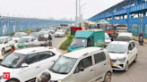 Delhi Kalindi Kunj traffic update: 2 lanes closed for Kanwar Yatra; roads to avoid, diversions - The Economic Times