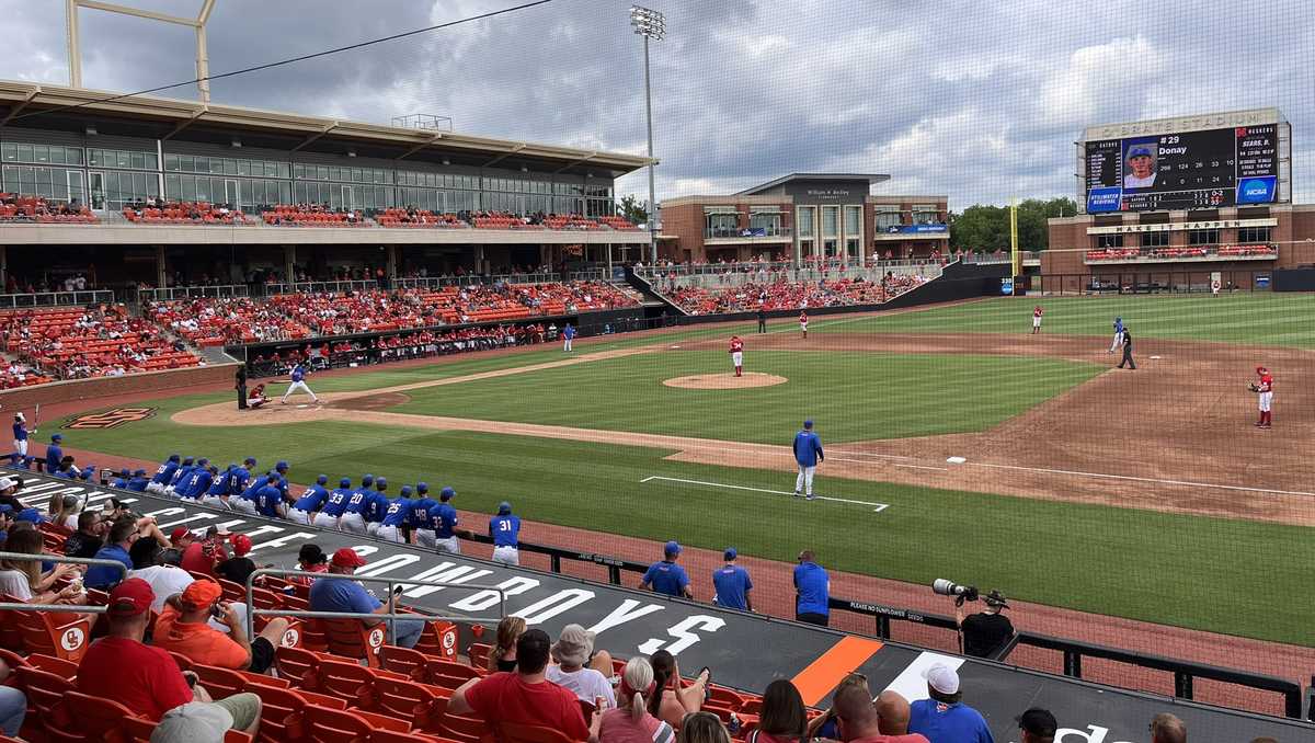 Husker baseball falls in first matchup of Stillwater Regional, but dreams of CWS still alive