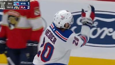 Rangers’ Chris Kreider Hilariously Threw Matthew Tkachuk’s Mouth Guard Into Crowd