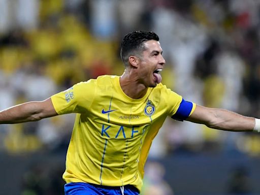 Cristiano Ronaldo anotó un gol en el triunfo del Al Nassr y estiró la ventaja sobre Messi como máximo goleador de la historia: el récord que busca