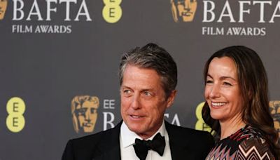 Hugh Grant llega a un acuerdo económico con un tabloide al que demandó