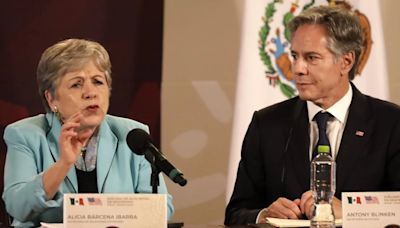 Blinken agradece a la ministra de Exteriores de México su trabajo conjunto para reducir los cruces fronterizos