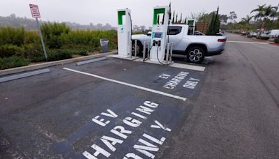 Foes of California's electric car targets take their case to US Supreme Court