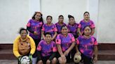 Alma Salazar, la ‘abuelita voladora’ del futbol en Guatemala