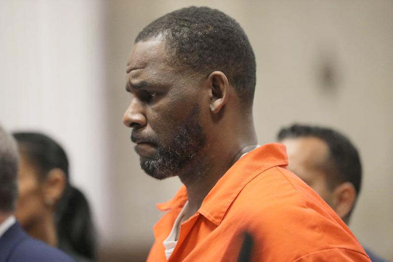 R. Kelly Moved to Prison in North Carolina + Benzino's Idiotic Defense of Kelz | WATCH | EURweb