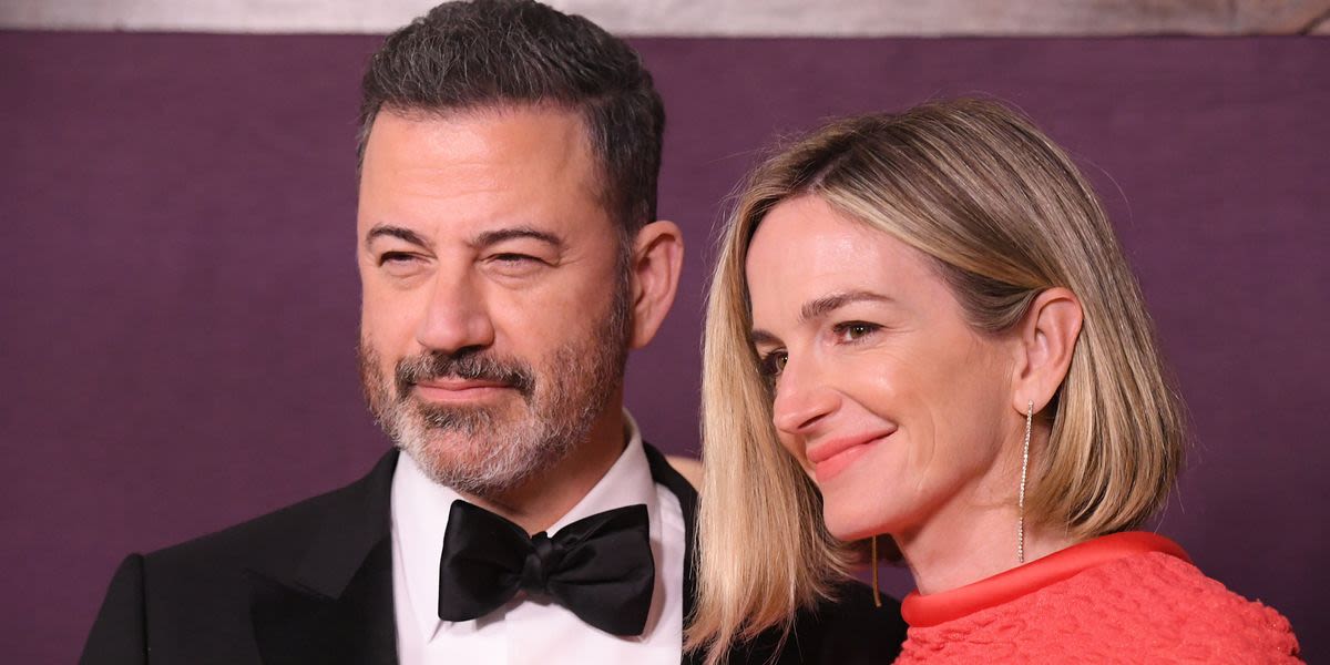 Jimmy Kimmel Redoes His Mother's Day Post After First Pic Doesn't Cut It