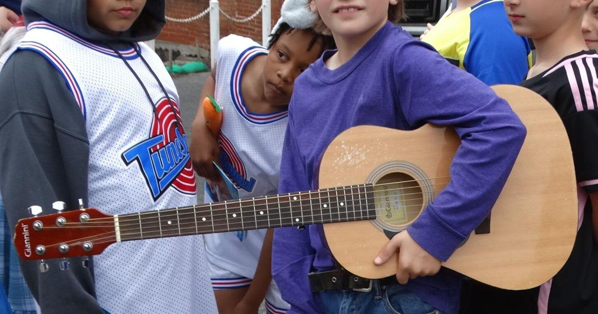 Shepherdstown Elementary holds annual storybook character parade