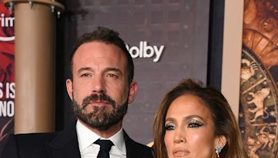 Ben Affleck Goes Out to Dinner Solo Amid Jennifer Lopez Split Rumors - E! Online