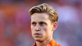 Chelsea to challenge Manchester United for Frenkie de Jong after opening talks with Barcelona