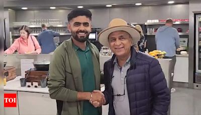 T20 World Cup: Babar Azam interacts with cricketing icon Sunil Gavaskar in Dallas - Watch | Cricket News - Times of India